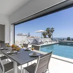 #285 Sea View Jacuzzi & Large Pool アルブフェイラ
