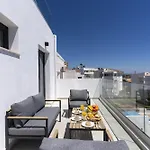 #285 Sea View Jacuzzi & Large Pool *