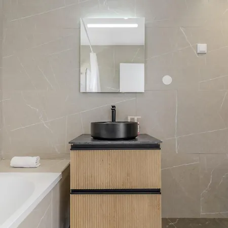 #285 Sea View Jacuzzi & Large Pool بيت للعطل *