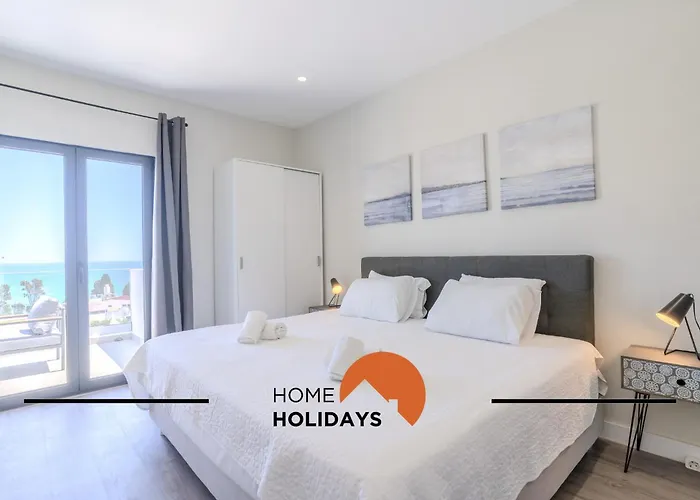 #285 Sea View Jacuzzi & Large Pool Holiday home *