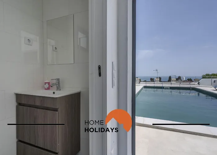 #285 Sea View Jacuzzi & Large Pool Holiday home *