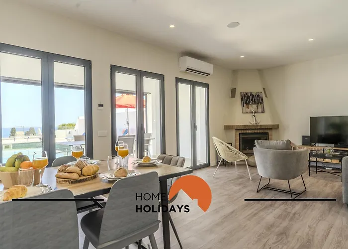 #285 Sea View Jacuzzi & Large Pool *