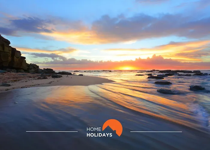 #285 Sea View Jacuzzi & Large Pool Holiday home *