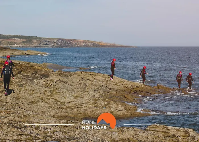 #285 Sea View Jacuzzi & Large Pool Holiday home