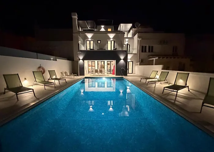 #285 Sea View Jacuzzi & Large Pool * Albufeira